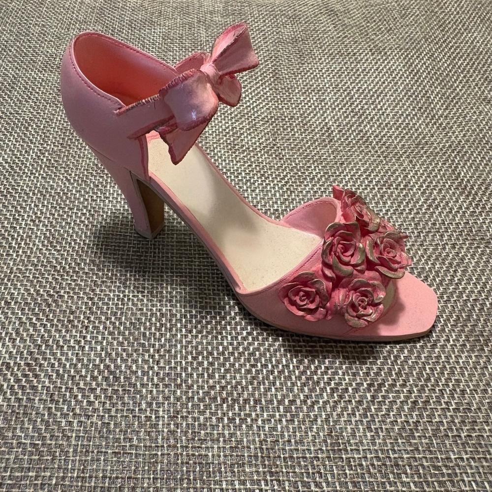 SS Sarna Rose Garden -# 7-2 Heel